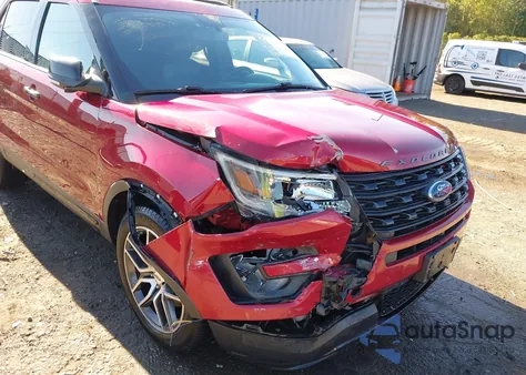 2017 Ford Explorer Sport z USA, uszkodzony, nr VIN 1FM5K8GT7HGD52800